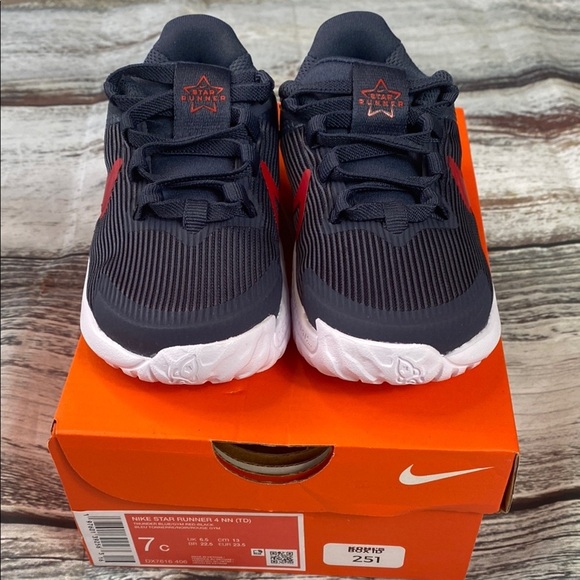 Nike Star Runner 4 NN TD Kids Sneakers | Size 7C | Black & Red - Picture 1 of 11